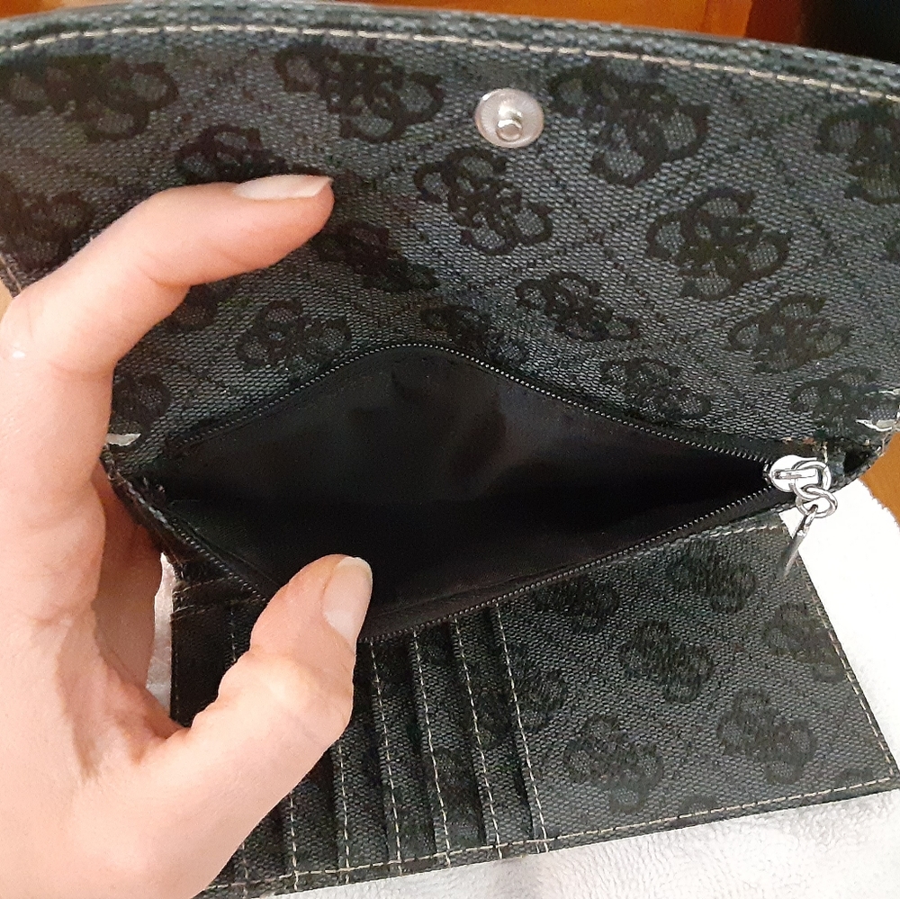 Guess wallet - Picture 6 of 8